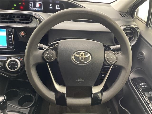 Toyota AQUA 2019 7593366-8