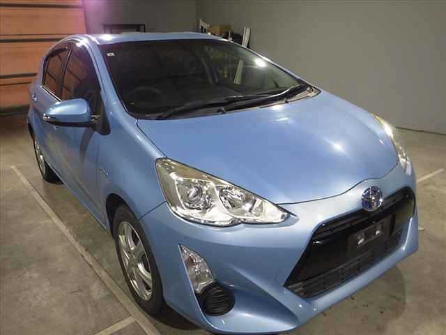 Toyota AQUA 2015 7593390-3