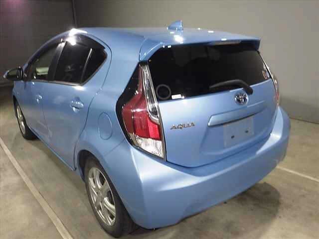 Toyota AQUA 2015 7593390-4