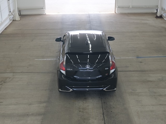 Toyota AQUA 2019 7593401-3