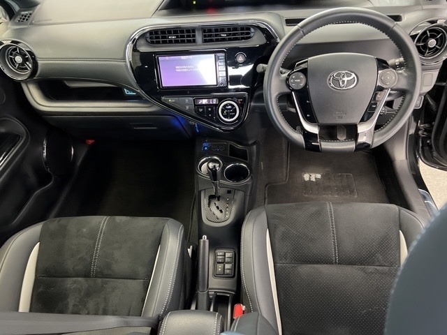 Toyota AQUA 2019 7593401-5