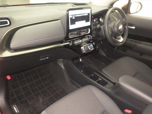 Toyota AQUA 2025 7593528-4