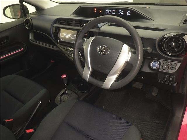 Toyota AQUA 2016 7593529-3