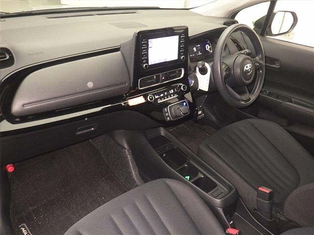 Toyota AQUA 2021 7593530-4