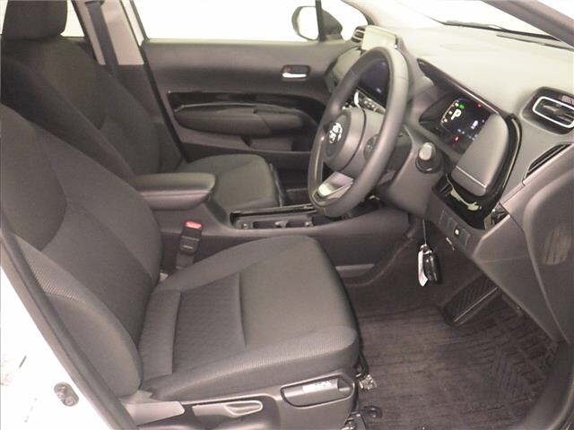 Toyota AQUA 2024 7593533-5