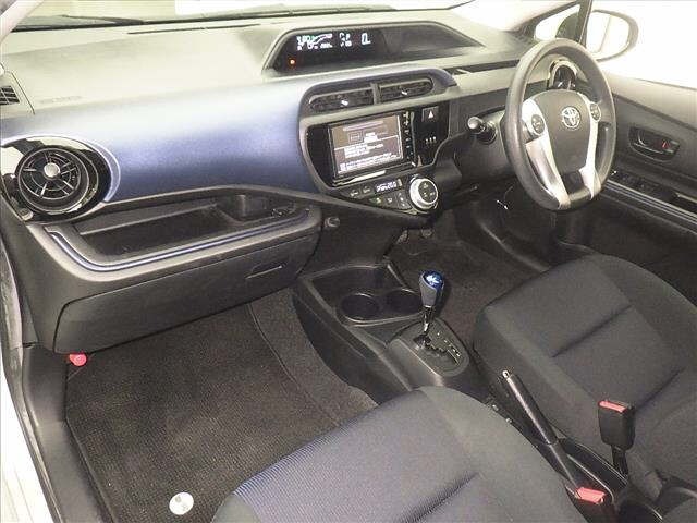 Toyota AQUA 2015 7593534-4