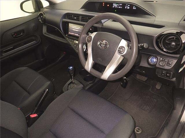 Toyota AQUA 2016 7593536-3