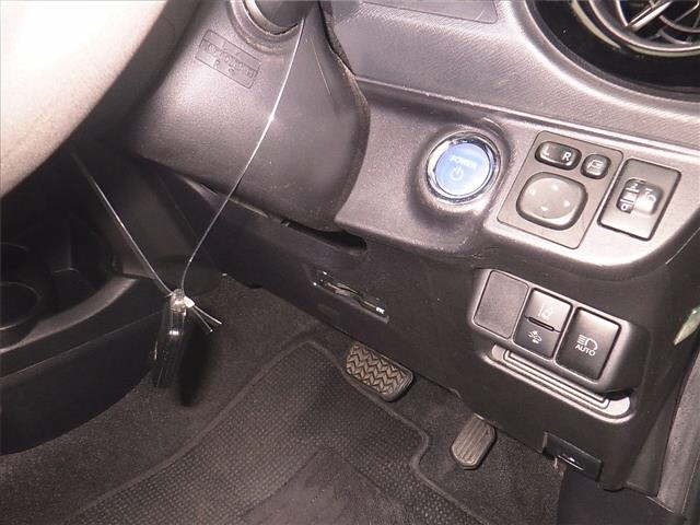 Toyota AQUA 2016 7593536-8