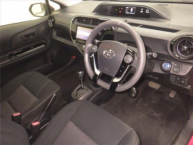 Toyota AQUA 2020 7593537-3