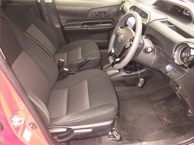 Toyota AQUA 2020 7593537-5