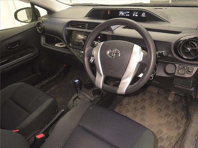 Toyota AQUA 2016 7593539-3