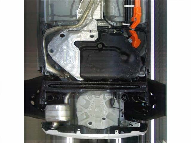 Toyota AQUA 2025 7593540-11