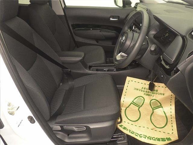 Toyota AQUA 2025 7593540-5