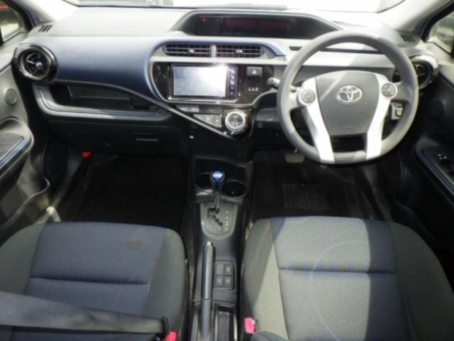 Toyota AQUA 2016 7593565-3
