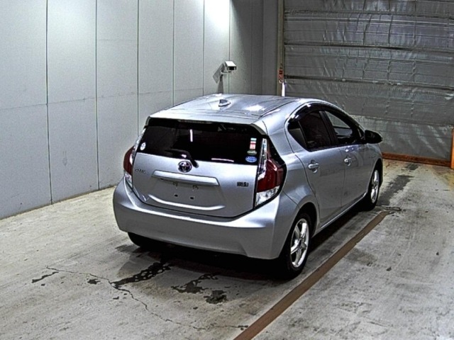 Toyota AQUA 2016 7593565-5