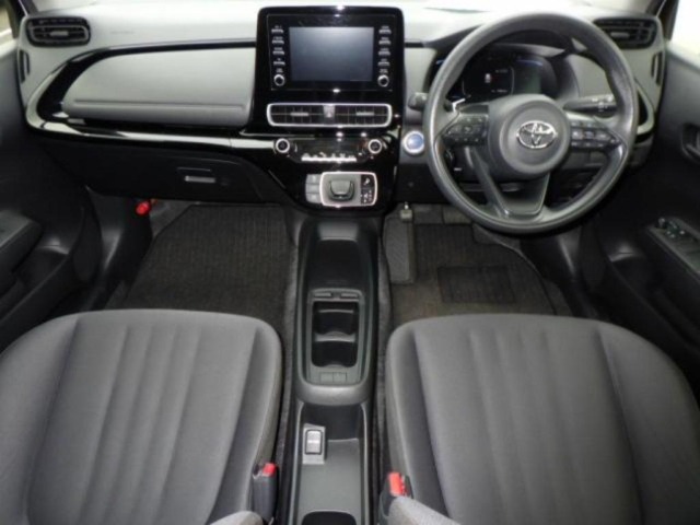 Toyota AQUA 2022 7593604-3