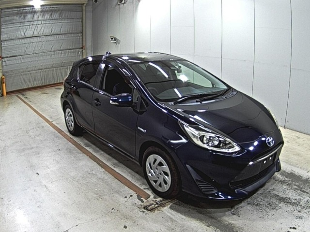 Toyota AQUA 2017 7593605-0