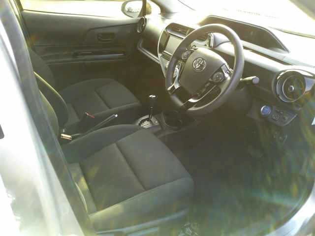 Toyota AQUA 2019 7593618-3