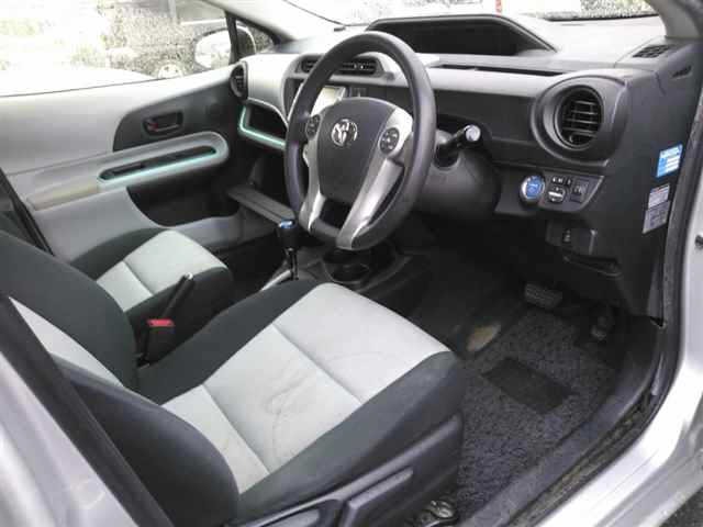 Toyota AQUA 2012 7593625-3