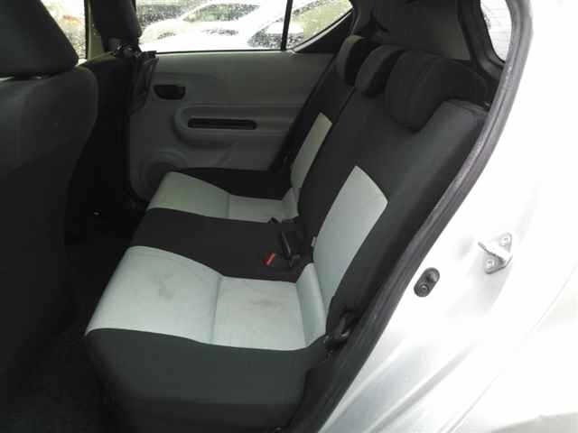 Toyota AQUA 2012 7593625-9