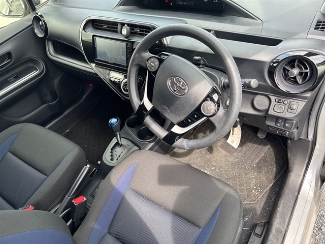 Toyota AQUA 2021 7593691-3