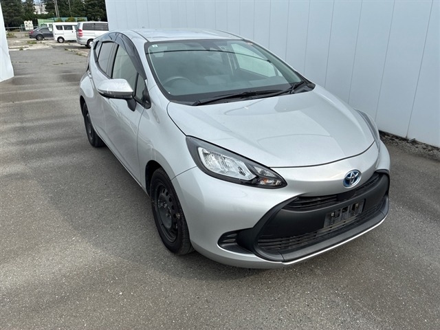 Toyota AQUA 2022 7593692-0