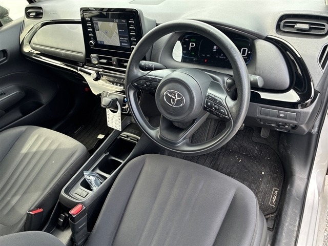 Toyota AQUA 2022 7593692-3
