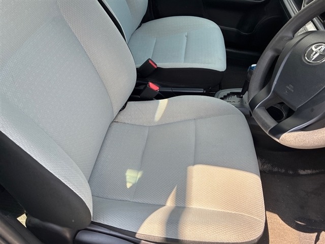 Toyota AQUA 2017 7593693-5