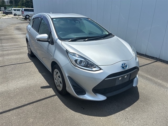 Toyota AQUA 2019 7593709-0