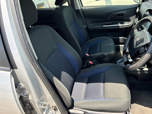 Toyota AQUA 2019 7593709-5