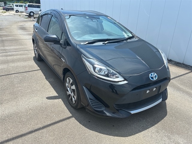 Toyota AQUA 2020 7593710-0