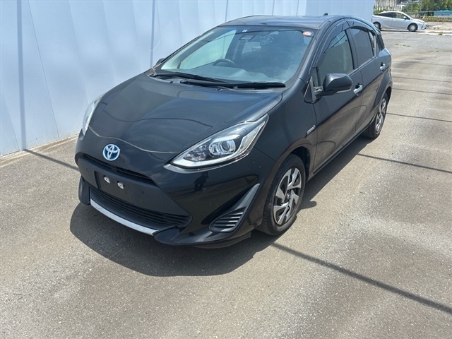 Toyota AQUA 2020 7593710-9