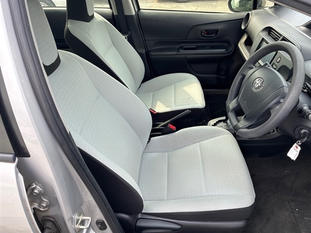 Toyota AQUA 2021 7593722-5