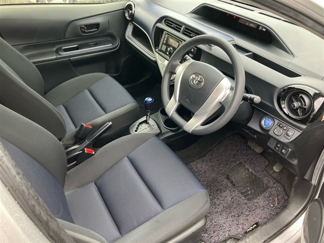 Toyota AQUA 2017 7593732-5