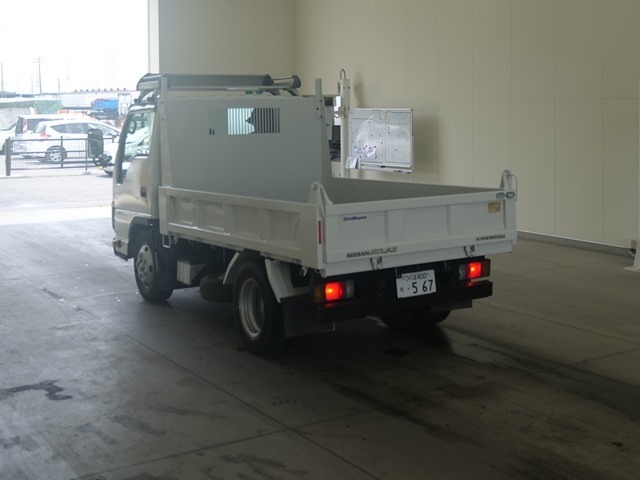 Nissan ATLAS 2012 7580774-1