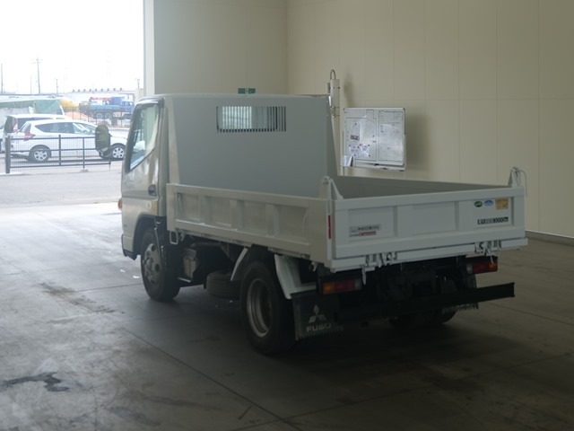 Mitsubishi CANTER 2016 7571007-1