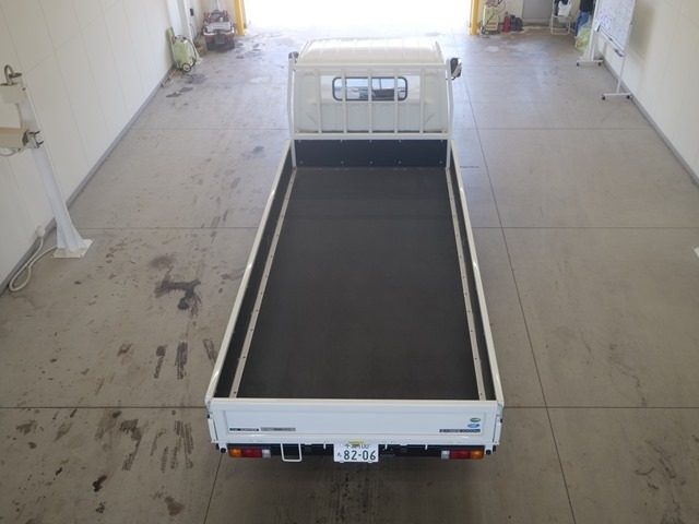 Mitsubishi CANTER 2024 7571060-3
