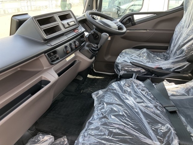 Mitsubishi CANTER 2024 7571060-5