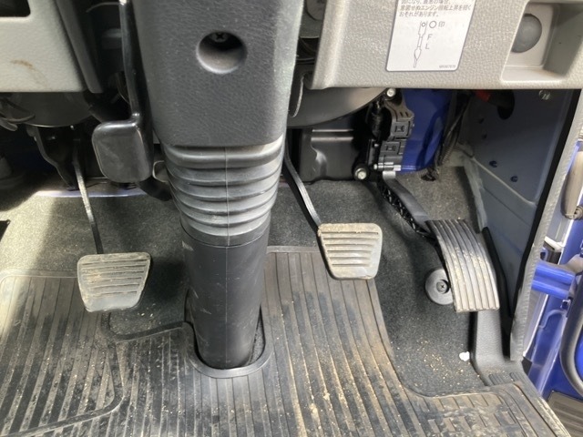 Mitsubishi CANTER 2017 7571078-4