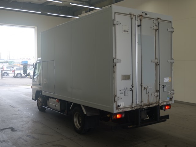Mitsubishi CANTER 2016 7571095-1