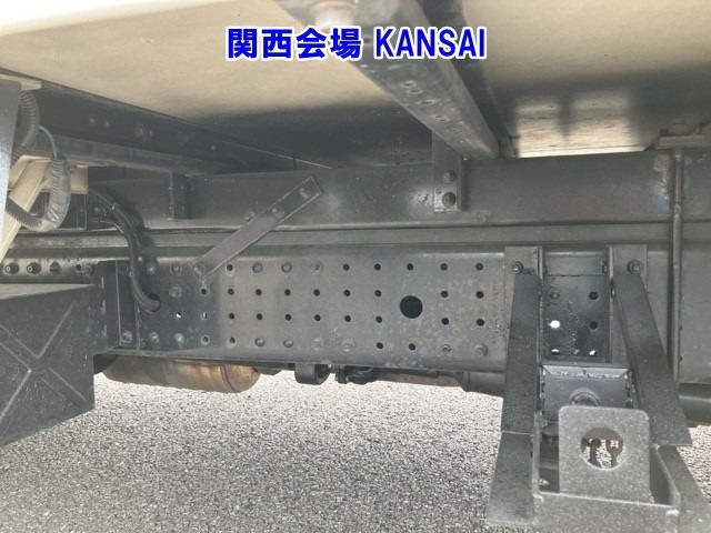 Mitsubishi CANTER 2016 7571104-10