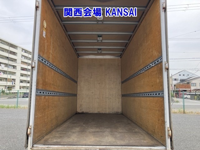 Mitsubishi CANTER 2017 7571105-17