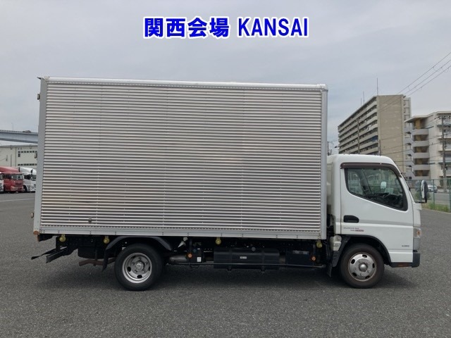 Mitsubishi CANTER 2017 7571105-18