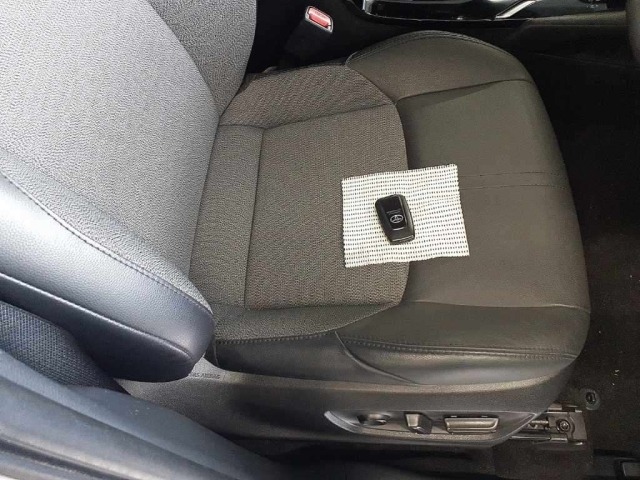 Toyota COROLLA CROSS 2023 7590306-10