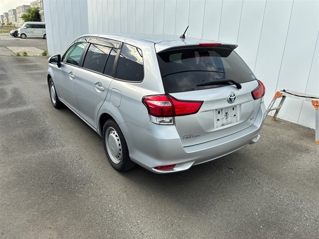 Toyota COROLLA FIELDER 2021 7594724-1