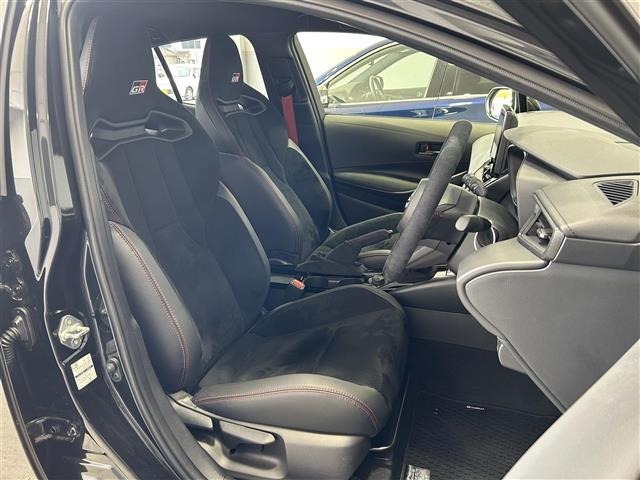 Toyota COROLLA 2025 7590587-18
