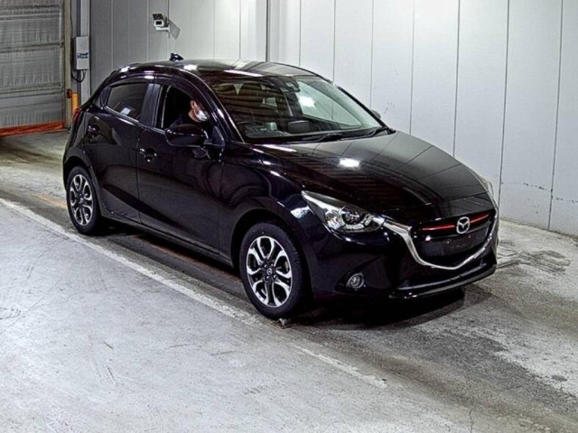 Mazda DEMIO 2016 7593880-0