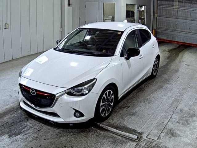 Mazda DEMIO 2016 7593881-4