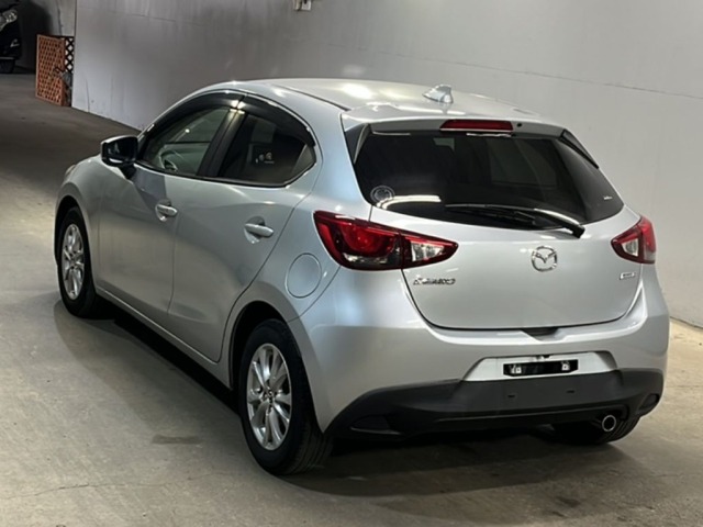 Mazda DEMIO 2016 7593891-1