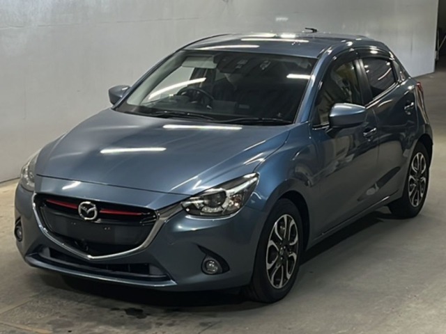 Mazda DEMIO 2015 7593901-0